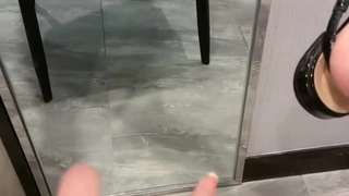 拖鞋家居日韩AV-白皙皮肤呆萌小姐姐！情趣耳朵抓屌吸吮！头套男怼着骚穴猛操，骑乘姿势打桩机，无套内射。